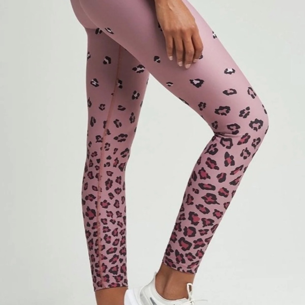 Beach riot pink leopard leggings